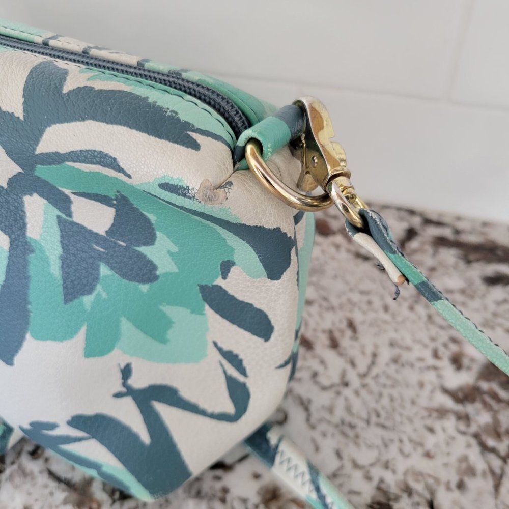 ‎Emma Fox  Crossbody - Picture 4 of 15